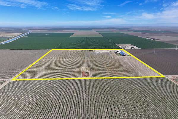 Residential Land for Sale in Huron, California