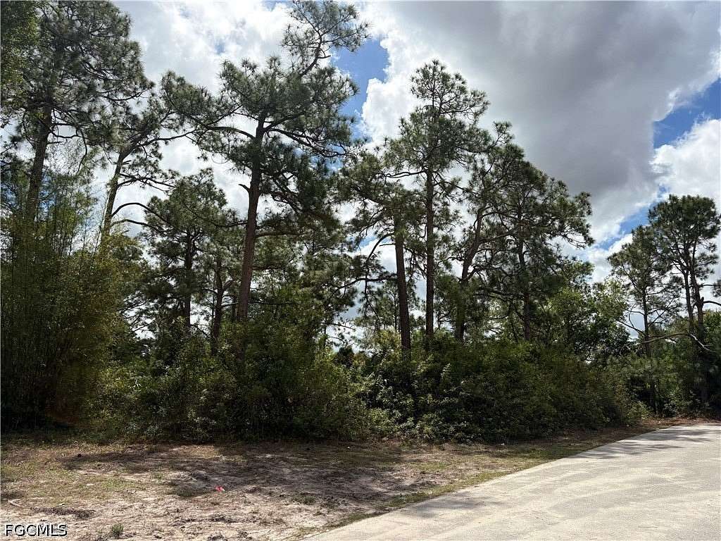 0.44 Acres of Residential Land for Sale in Lehigh Acres, Florida