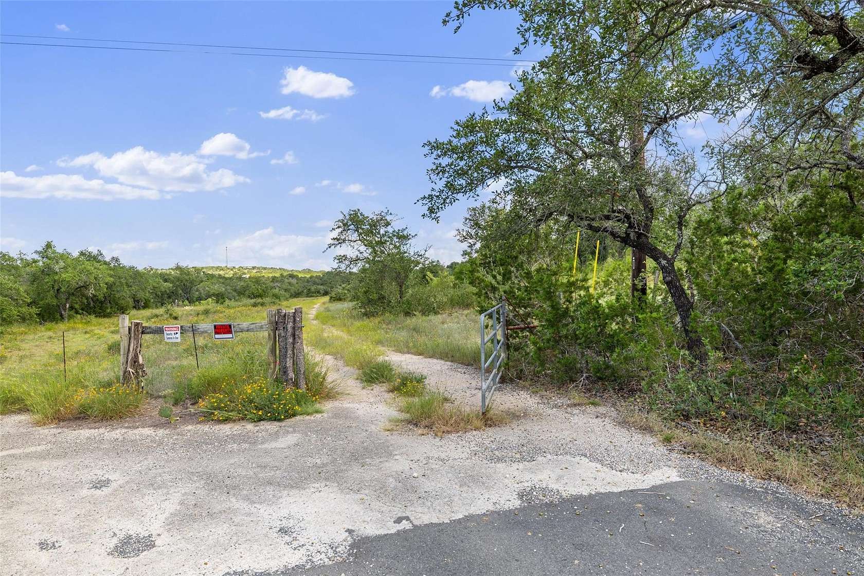 15.6 Acres of Land for Sale in Spicewood, Texas
