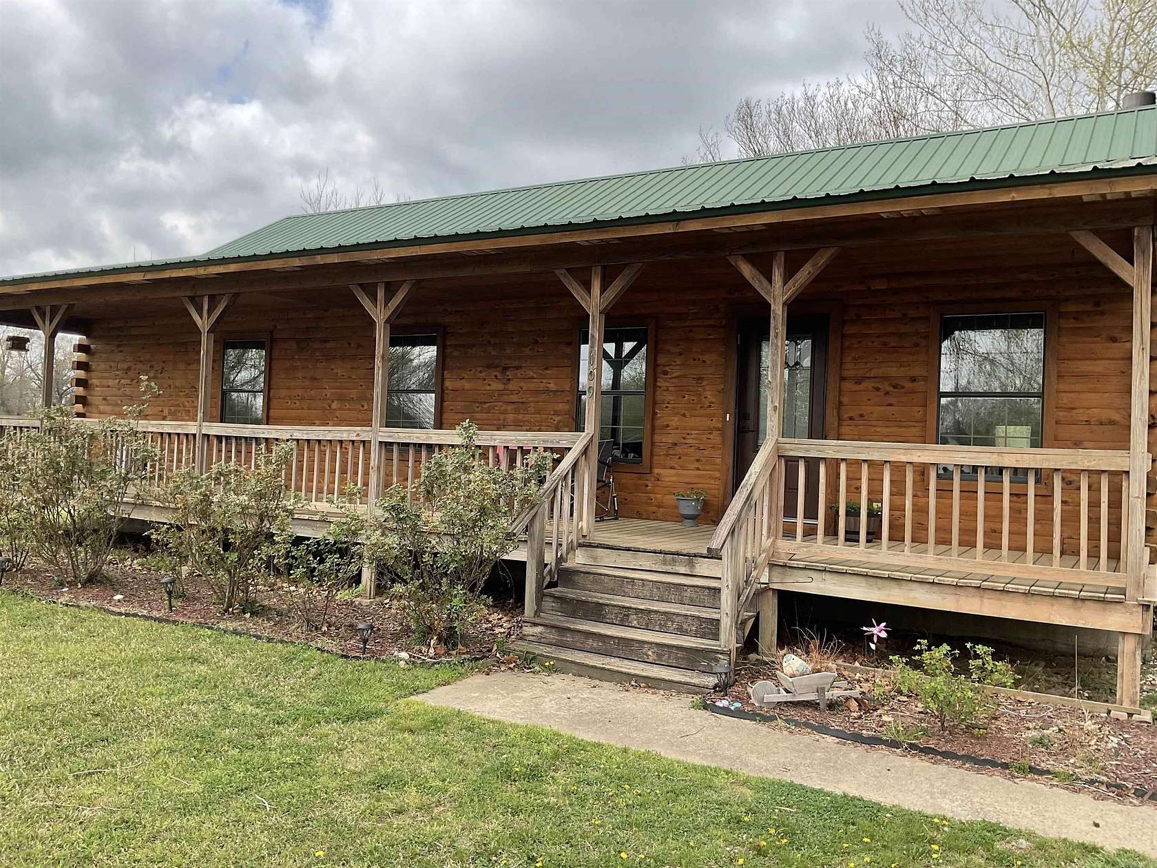 4.4 Acres of Land with Home for Sale in El Paso, Arkansas