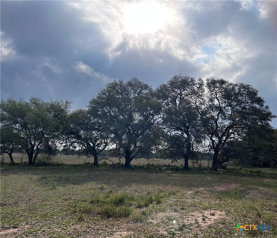 143 Acres of Land for Sale in Yoakum, Texas