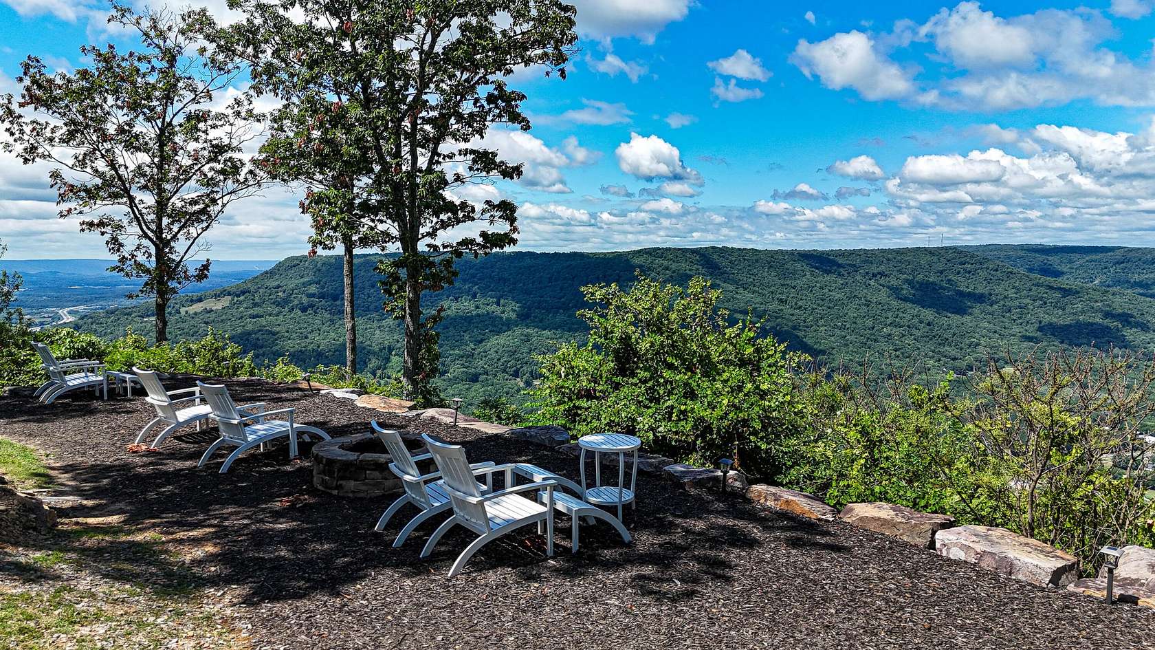 2.86 Acres of Residential Land for Sale in Jasper, Tennessee