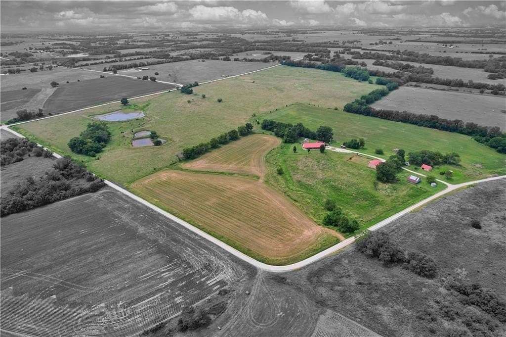 20 Acres of Agricultural Land with Home for Sale in Fort Scott, Kansas