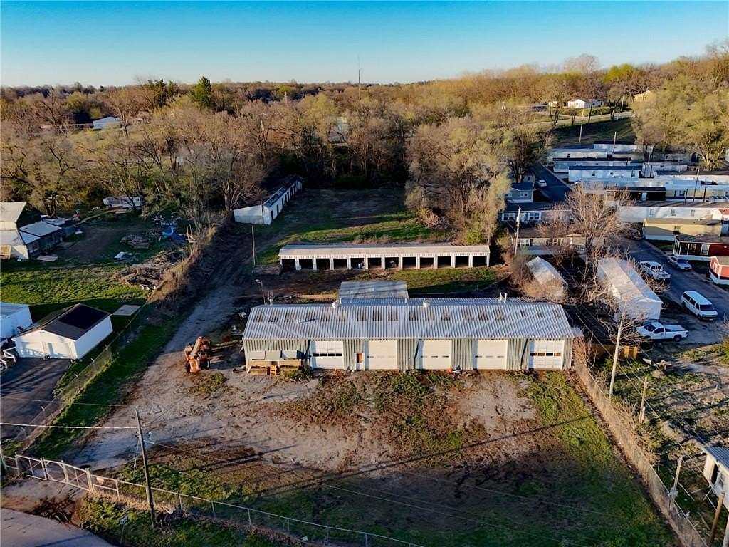 2.16 Acres of Commercial Land for Sale in St. Joseph, Missouri