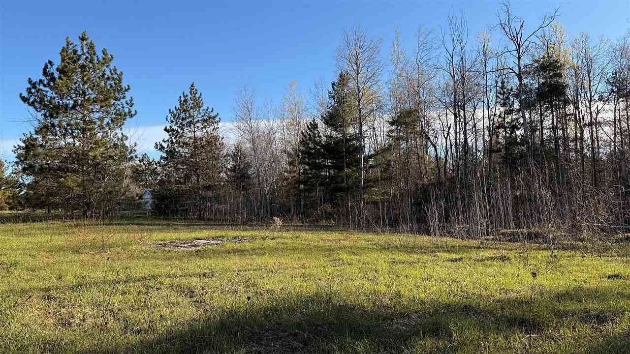 1.27 Acres of Residential Land for Sale in Charlevoix, Michigan