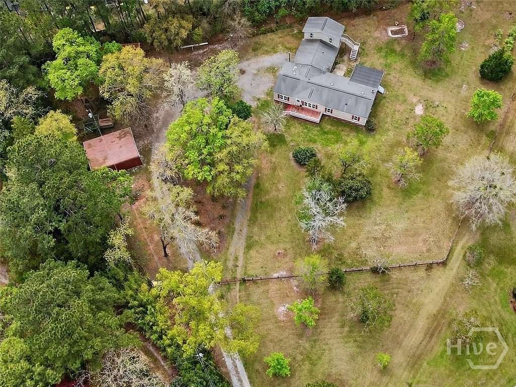 1.73 Acres of Land with Home for Sale in Richmond Hill, Georgia
