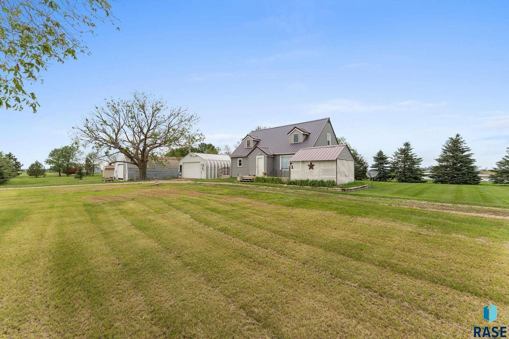 1.76 Acres of Land with Home for Sale in Elk Point, South Dakota