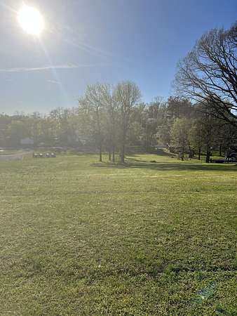 1 Acre of Residential Land for Sale in Westmoreland, Tennessee