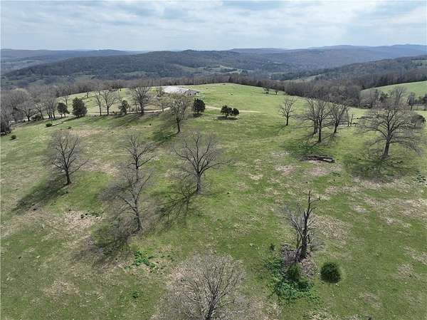 45 Acres of Agricultural & Residential Land for Sale in Huntsville, Arkansas