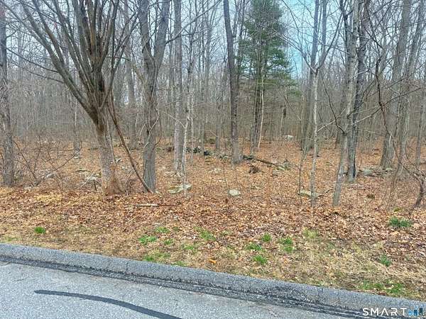 1.4 Acres of Residential Land for Sale in Mansfield Center, Connecticut