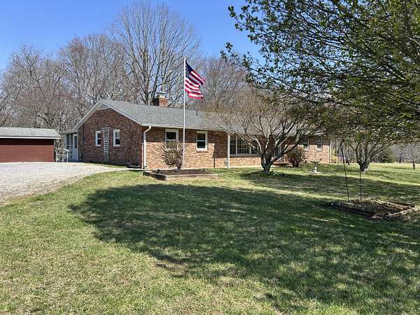 5 Acres of Land with Home for Sale in Graysville, Tennessee