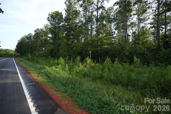 8 Acres of Residential Land for Sale in Jonesville, South Carolina