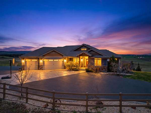 10 Acres of Land with Home for Sale in Valleyford, Washington