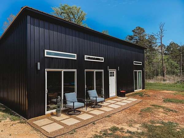 16.7 Acres of Land with Home for Sale in Nacogdoches, Texas