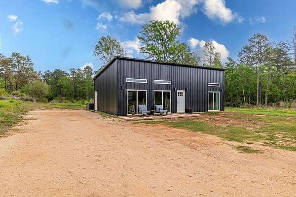 16.7 Acres of Land with Home for Sale in Nacogdoches, Texas