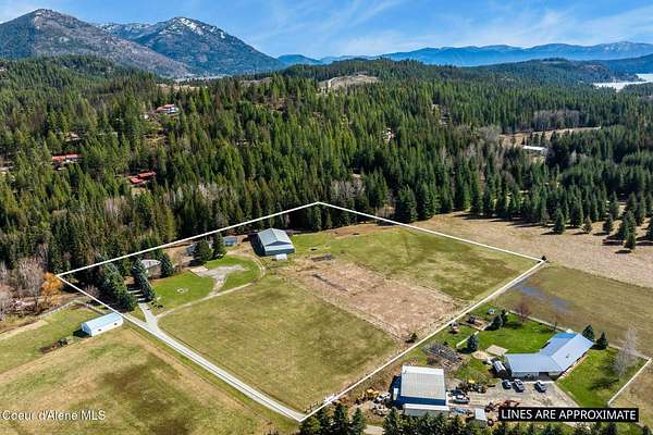 10 Acres of Land with Home for Sale in Sandpoint, Idaho