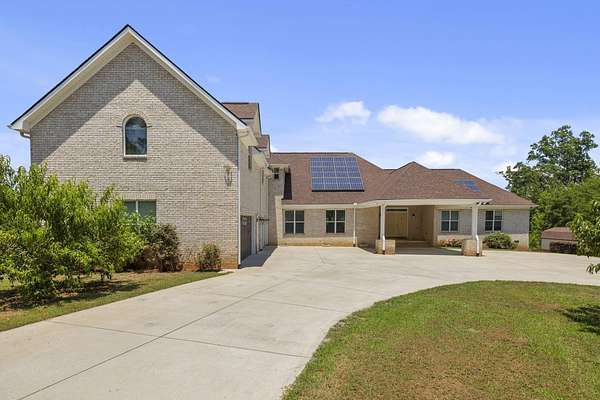 17.3 Acres of Land with Home for Sale in Campobello, South Carolina