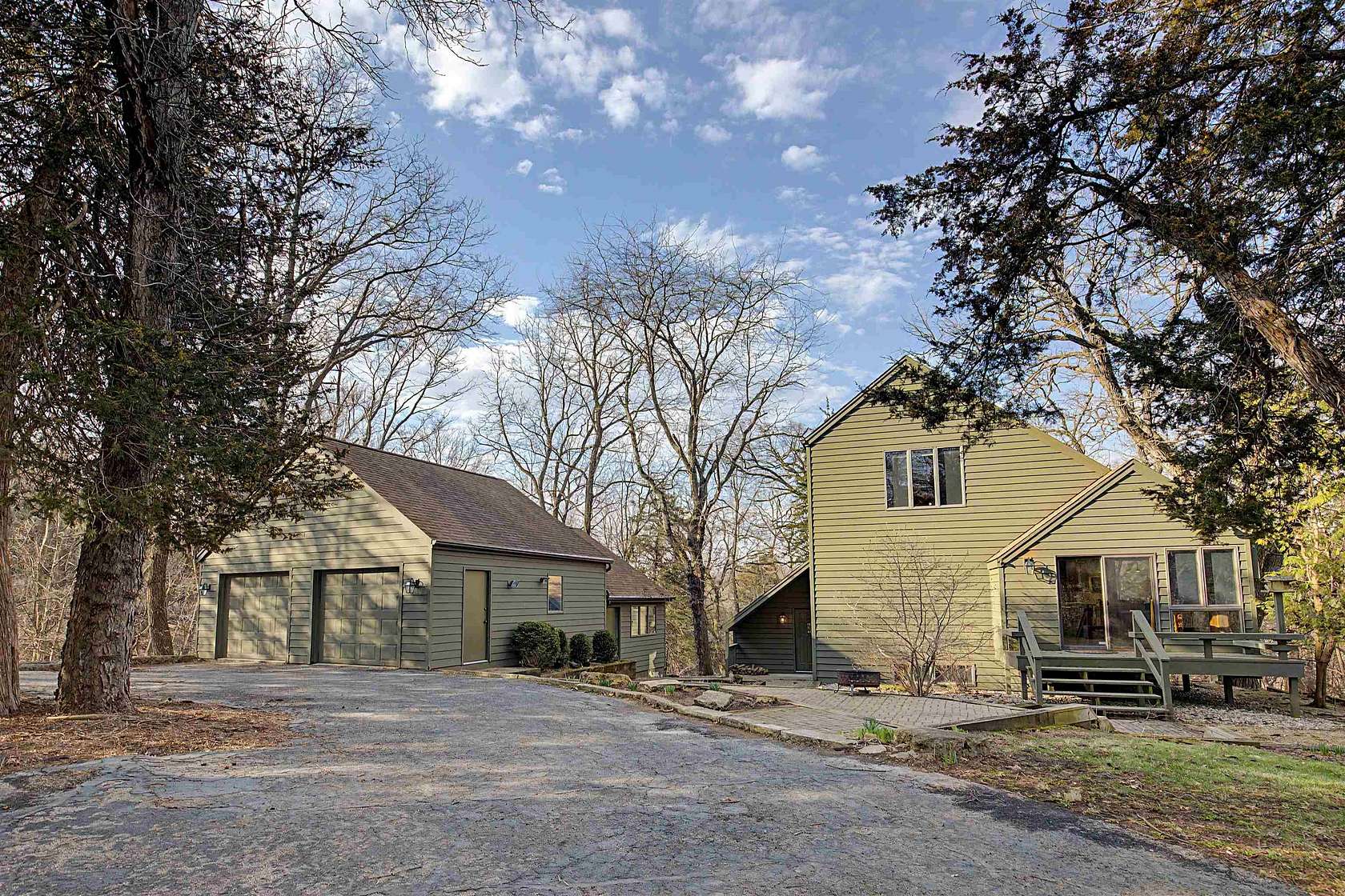 2 Acres of Land with Home for Sale in Galena, Illinois