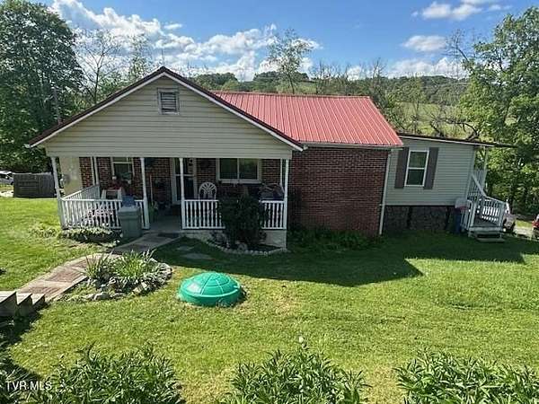1.53 Acres of Land with Home for Sale in Jonesborough, Tennessee