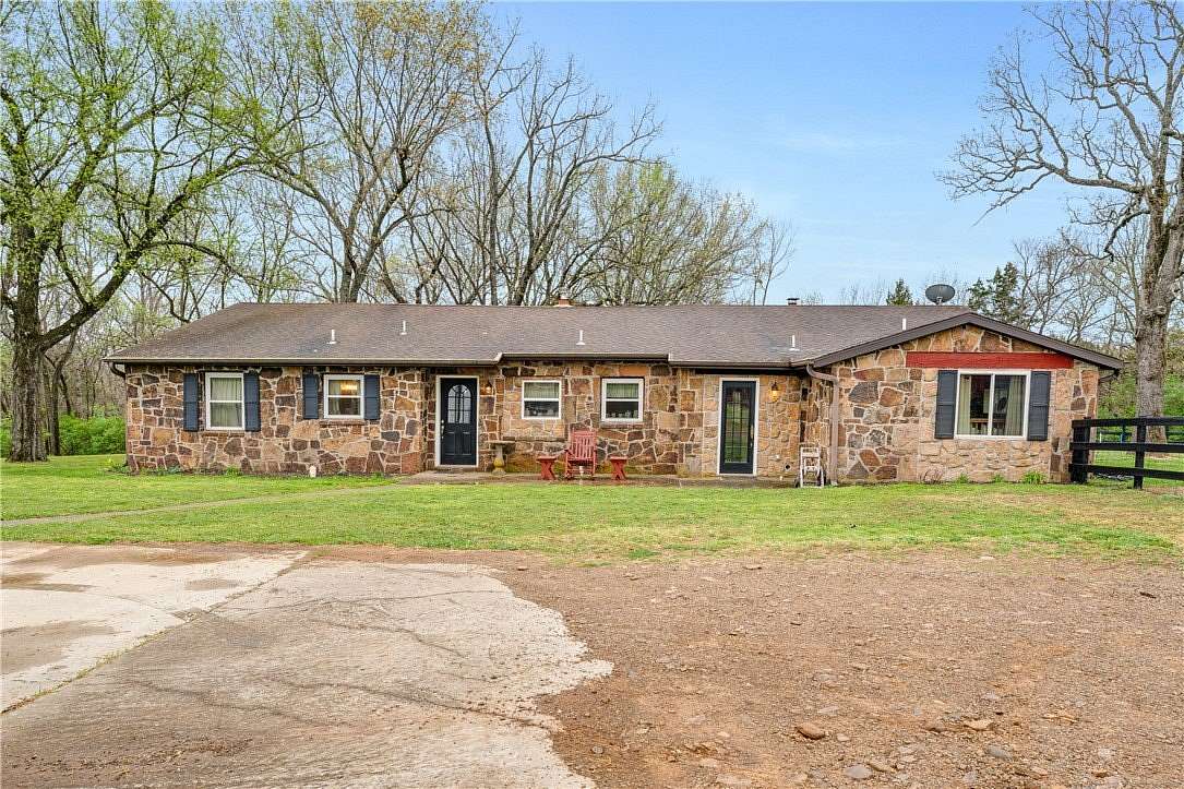 2.48 Acres of Land with Home for Sale in West Fork, Arkansas