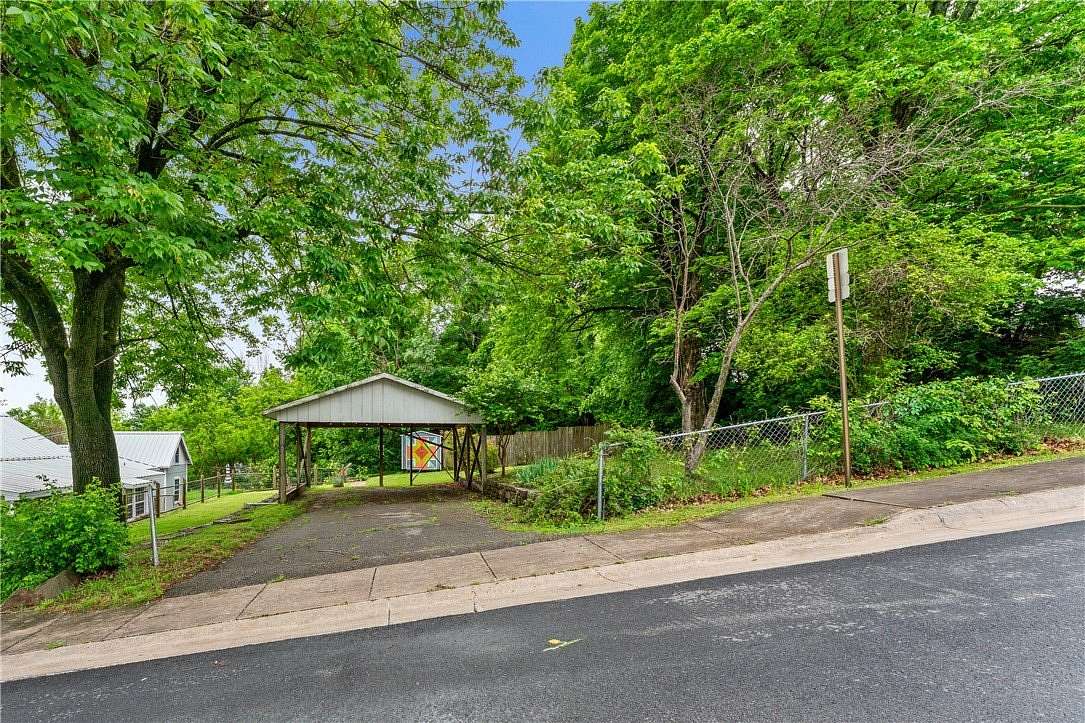 0.13 Acres of Residential Land for Sale in Fayetteville, Arkansas