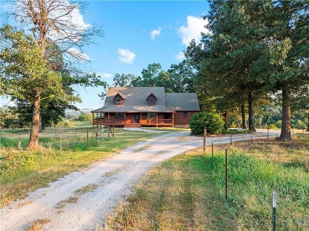 28.5 Acres of Land with Home for Sale in Harrison, Arkansas