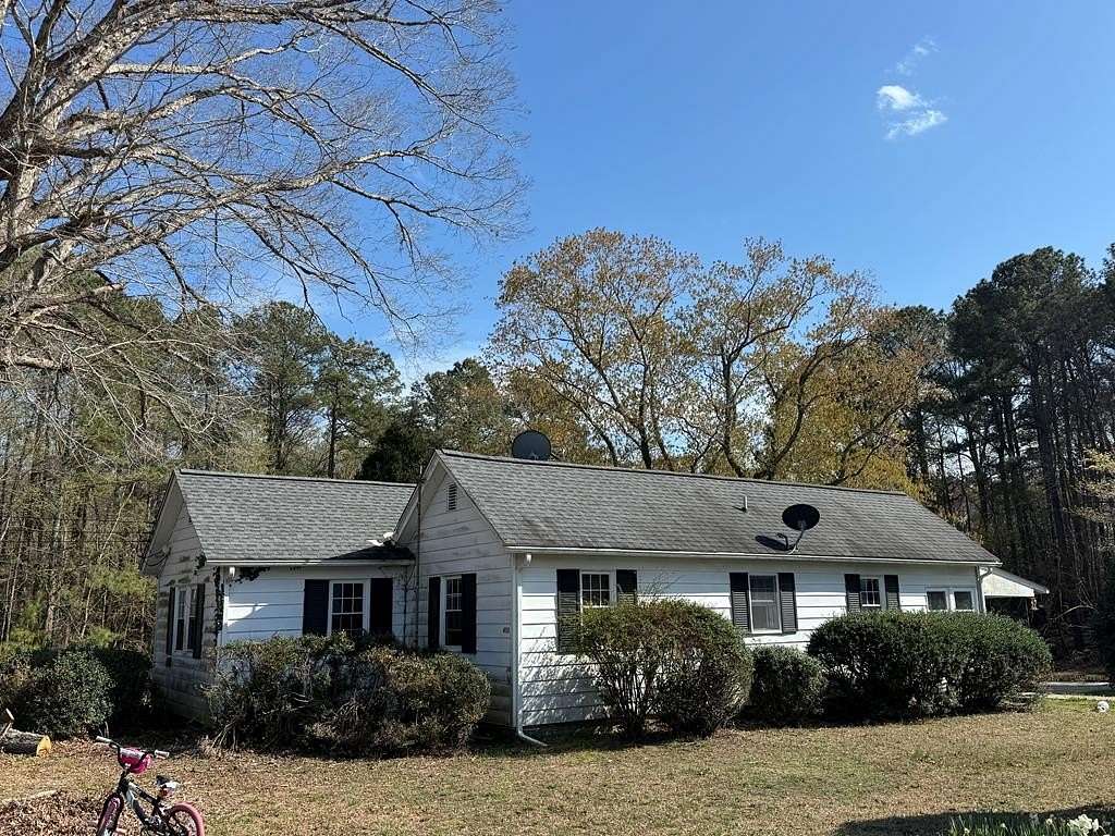 12 Acres of Land with Home for Sale in Lancaster, Virginia