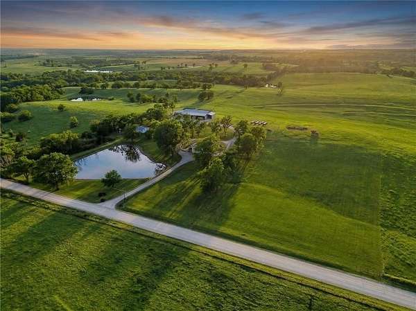 20 Acres of Land with Home for Sale in Tonganoxie, Kansas