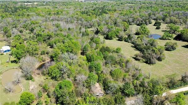 7 Acres of Land for Sale in Midway, Texas