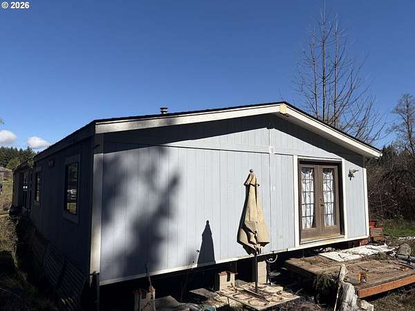 4.87 Acres of Land with Home for Sale in Monroe, Oregon