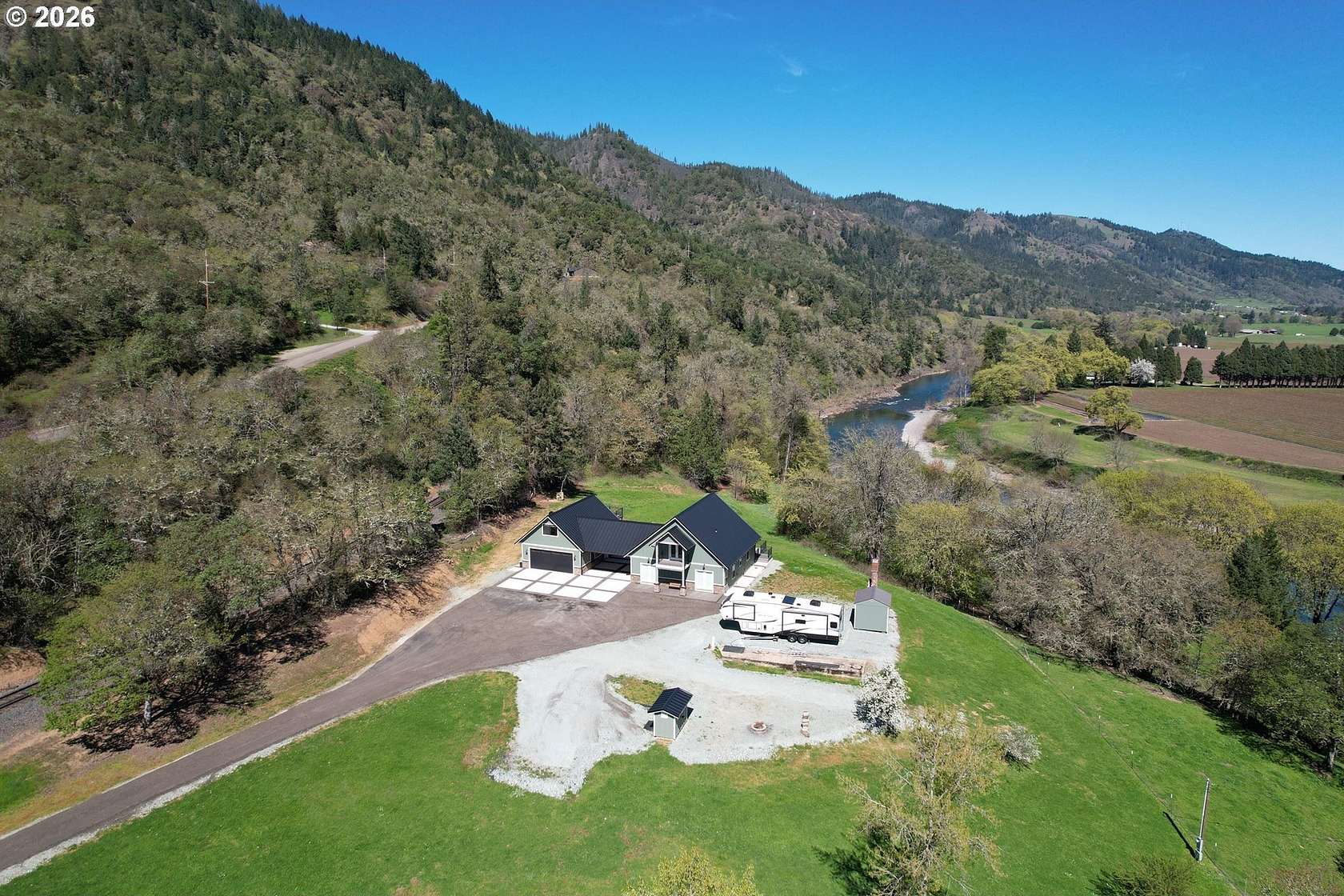 5.16 Acres of Land with Home for Sale in Riddle, Oregon