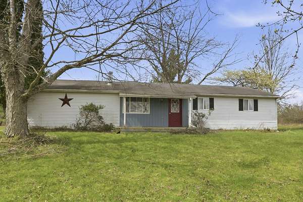 5.3 Acres of Land with Home for Sale in Utica, Ohio