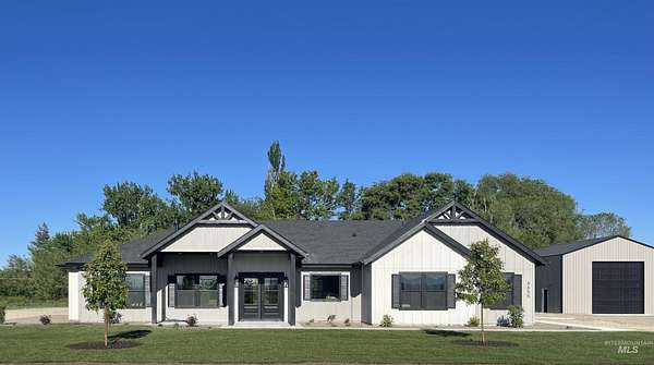 8.64 Acres of Land with Home for Sale in New Plymouth, Idaho