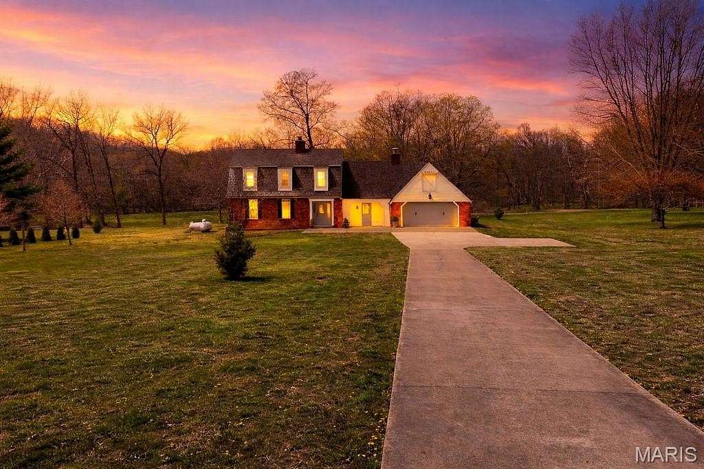 3.1 Acres of Land with Home for Sale in Farmington, Missouri