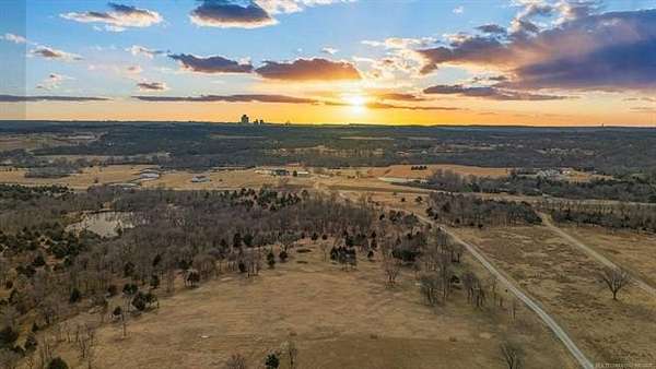 3.2 Acres of Residential Land for Sale in Tulsa, Oklahoma