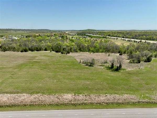 2.5 Acres of Residential Land for Sale in Claremore, Oklahoma