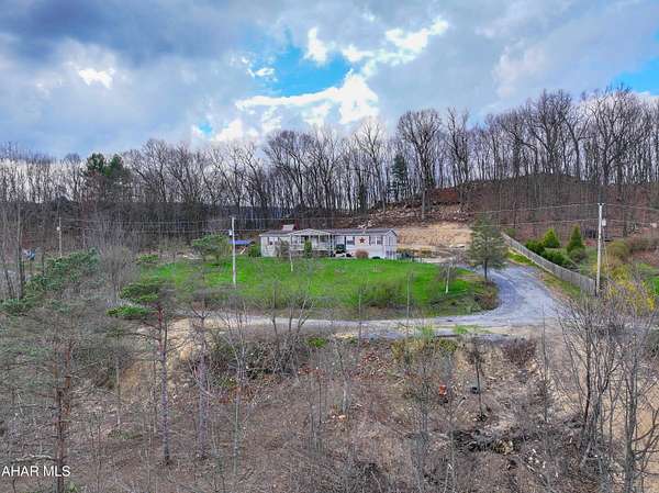 4 Acres of Land with Home for Sale in Hopewell, Pennsylvania