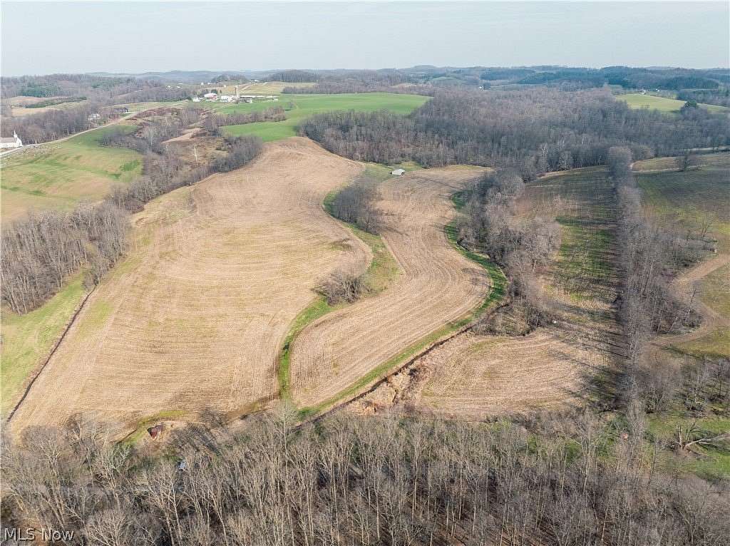 23.6 Acres of Land for Auction in Fresno, Ohio