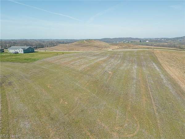 5.8 Acres of Residential Land for Auction in Fresno, Ohio