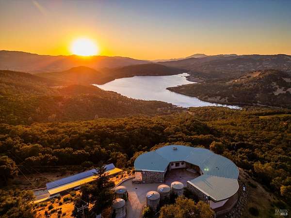 115 Acres of Improved Agricultural Land for Sale in St. Helena, California