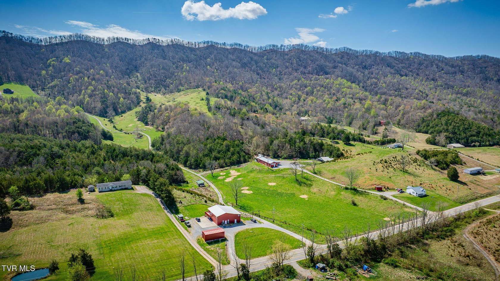 95.5 Acres of Agricultural & Residential Land for Sale in Thorn Hill, Tennessee