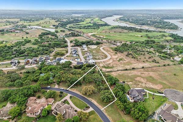 1 Acre of Residential Land for Sale in Spicewood, Texas