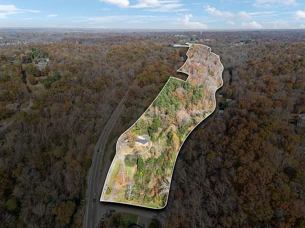 21.6 Acres of Improved Land for Sale in Ashland City, Tennessee