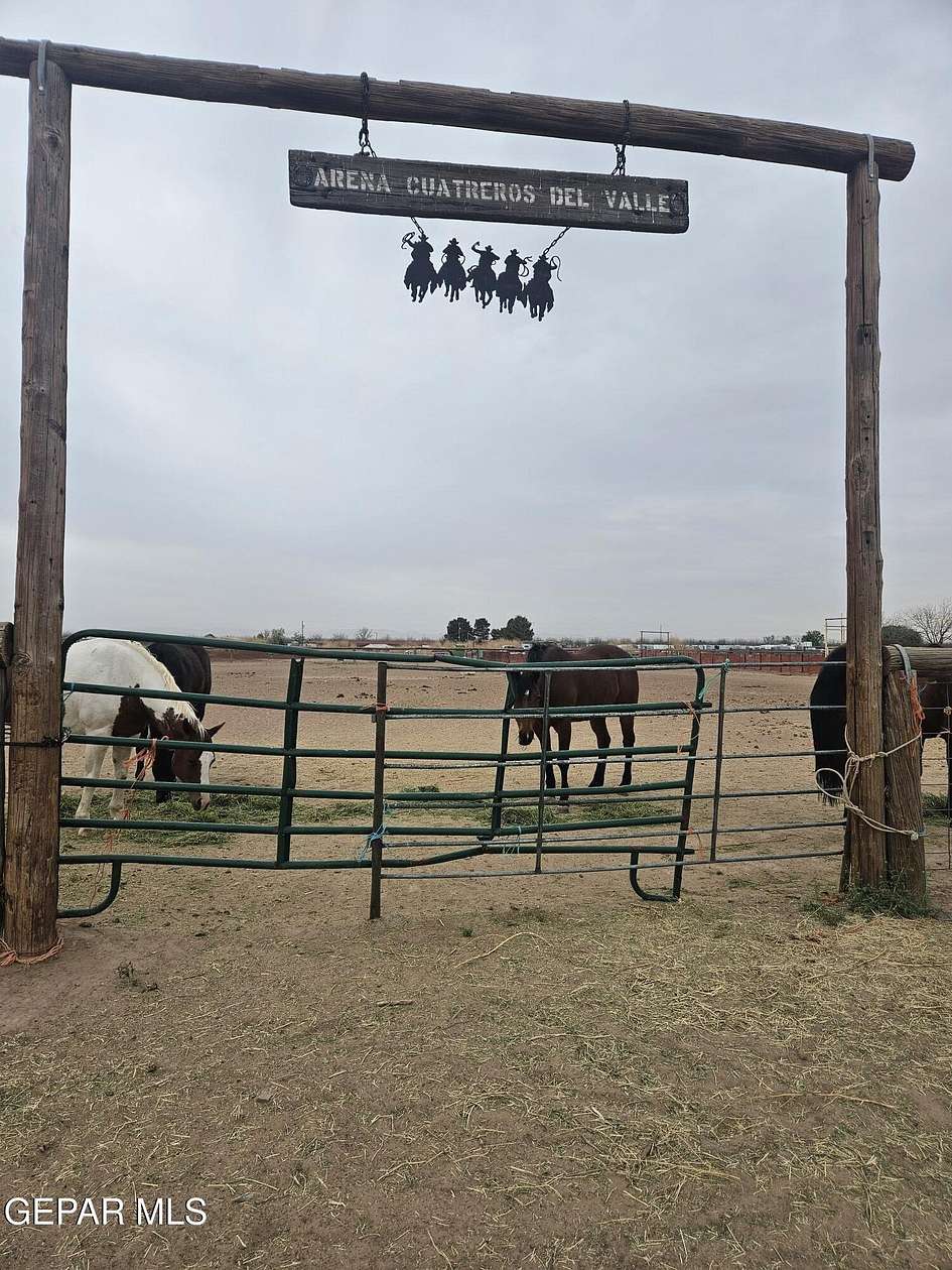 3 Acres of Residential Land for Sale in San Elizario, Texas