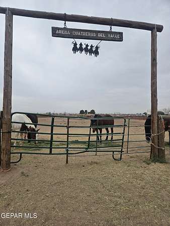 3 Acres of Residential Land for Sale in San Elizario, Texas