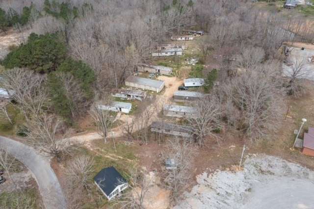 3.34 Acres of Mixed-Use Land for Sale in Centerville, Tennessee