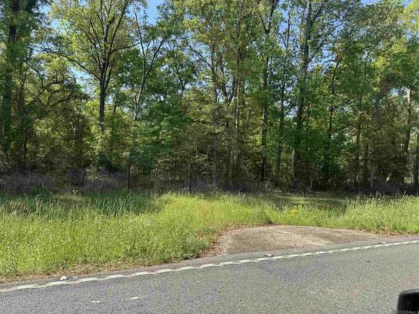 3 Acres of Residential Land for Sale in Denham Springs, Louisiana