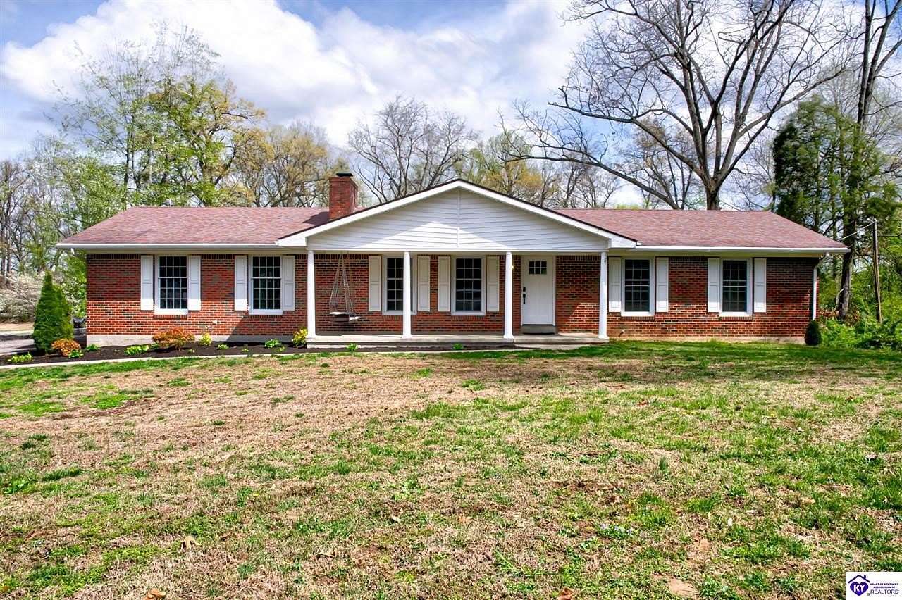 1.8 Acres of Land with Home for Sale in Elizabethtown, Kentucky