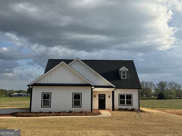 3 Acres of Land with Home for Sale in Williamson, Georgia