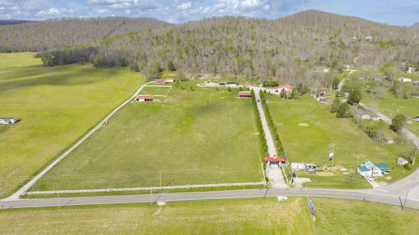 20 Acres of Agricultural Land for Sale in Monticello, Kentucky
